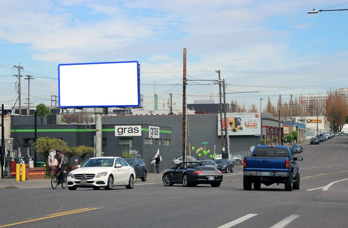 Location photo for SE 7th Ave near Architectural Heritage Center, Southeast Portland (Portland)
