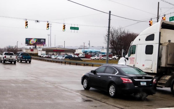 5499 SR 37 S 500 ft N/O Epler Av ES Media