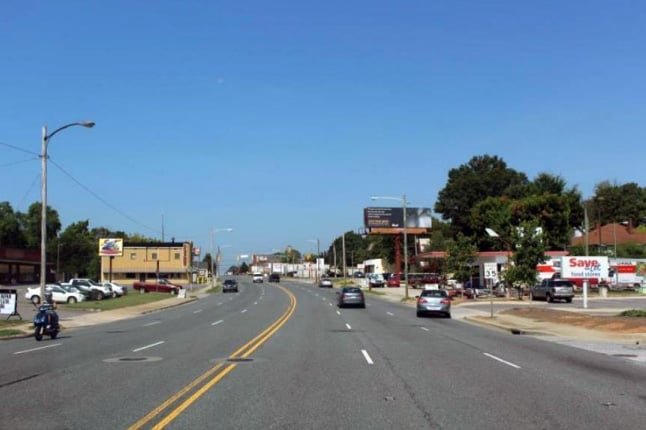 HWY 74/29 (FRANKLIN BLVD W) 125 ft E/O WELDON ST NS Media