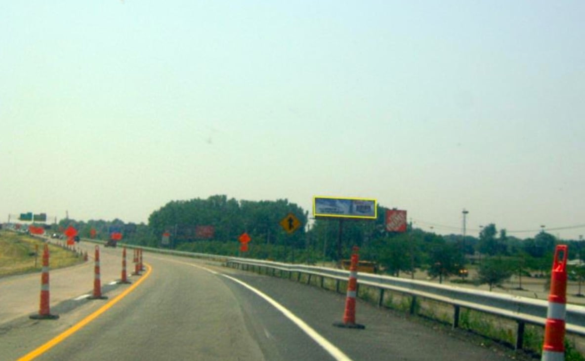 I-190 @ CHEVY PLACE F/N Media