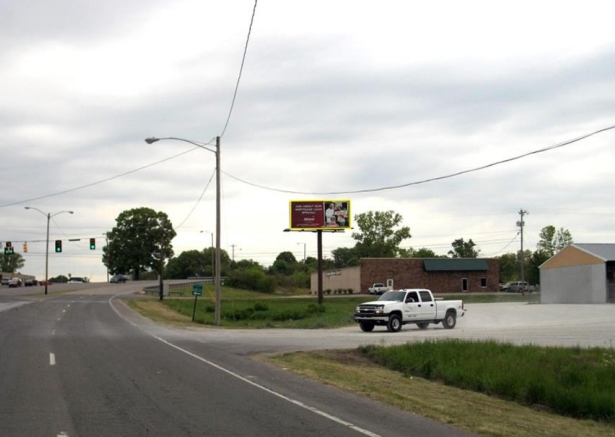 N. JAMES CAMPBELL BLVD S/S 30' W/O INDUSTRIAL PARK RD F/W Media