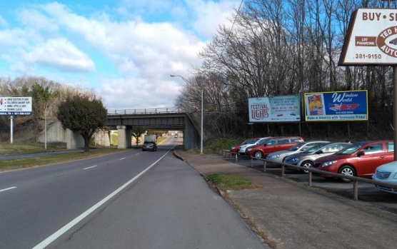 US 31 E/S 225' N/O 13TH ST F/S (RT) Media