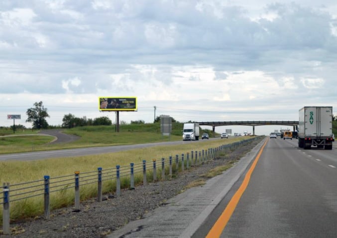 I-35 .2 MI N/O HWY 33, WS/SF (GUTHRIE) Media