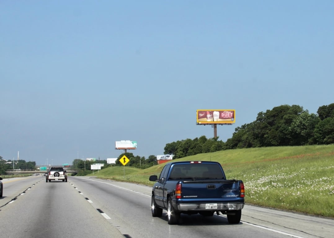 I-30 .4 MI E/O MORRISON DR N/S Media