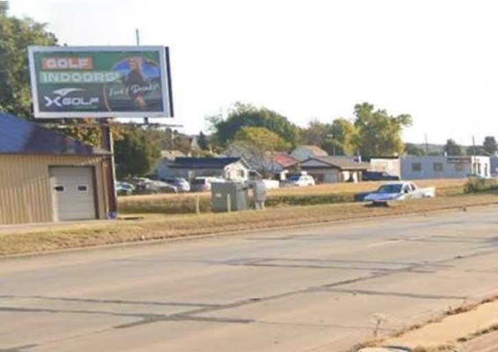 Civic Center Dr 0.35 mi W/O US 63 NS F/W Media