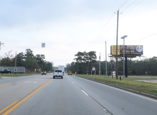 Hwy 301 .56 Miles S/O Veterans Memorial Pkwy ES, S/F Media