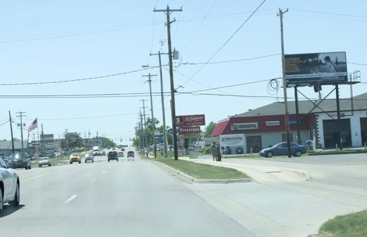 Location photo for S Main St near Adrian Plaza (Adrian)