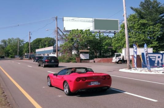 Location photo for Newbury St near Green Stop Llc (Peabody)