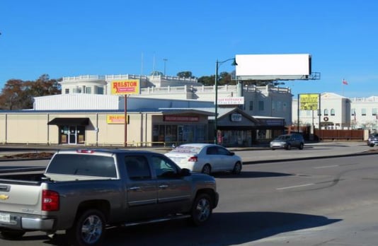 Location photo for W Davis St near W Davis St / Spirit of Texas Way (Conroe)