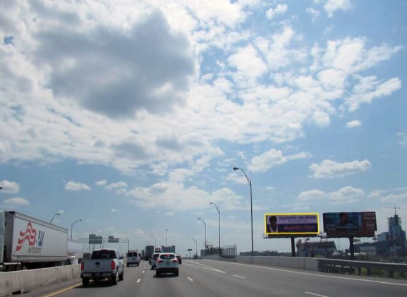 Location photo for Oldham St near N 1st St & James Robertson Pkwy NB, East Bank (Nashville)