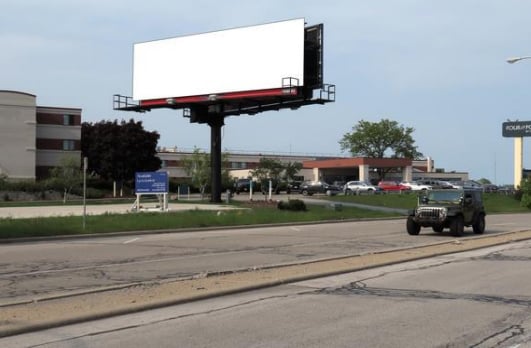 Location photo for S Howell Ave near milwakeeoffshorefishing, Holler Park (Milwaukee)