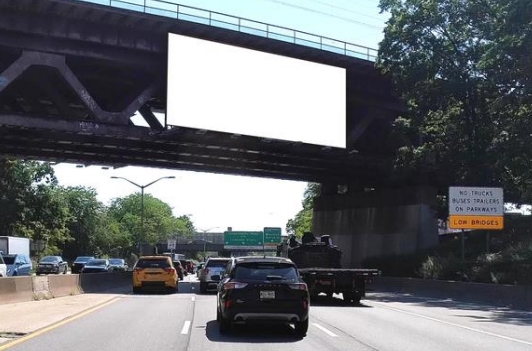 Location photo for Ditmars Blvd near Astoria Blvd/Steinway St, Astoria (Queens County)