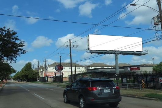Location photo for Richmond Avenue Shopping Center (Houston)