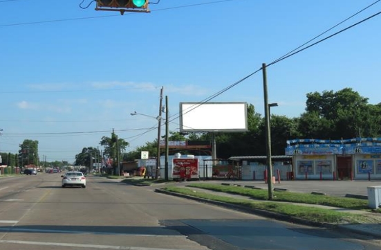 Location photo for Airline Dr near Airline Dr @ Gulf Bank Rd, Meadowviewland (Houston)