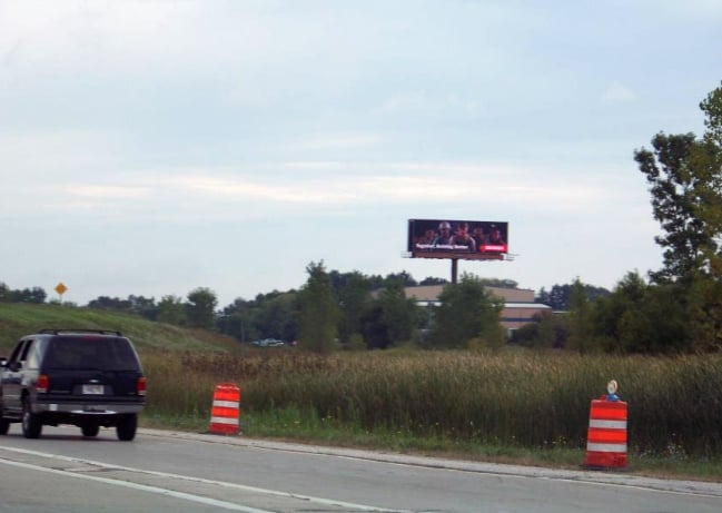 Location photo for Silvernail Rd (Pewaukee)