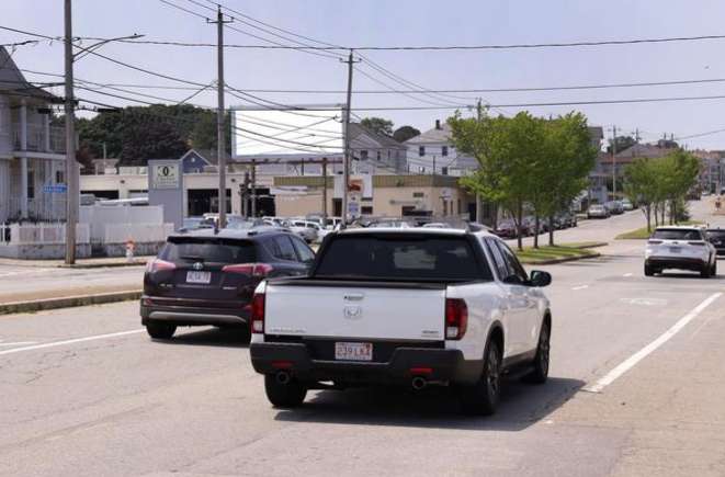 Location photo for Brayton Ave near Rodman St and Brayton Ave (Fall River)