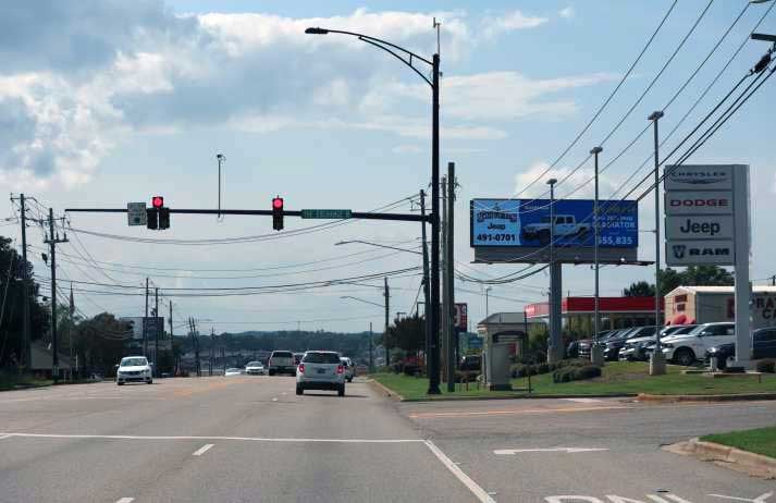 Cobbs Ford Rd N/S, 1000 ft W/O 82 Highway Media