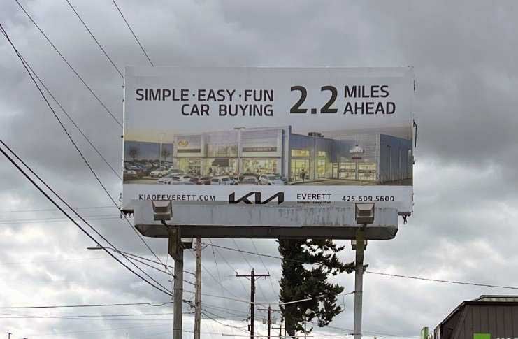 Evergreen Way 500ft S/O Madison St WS, N/F Media