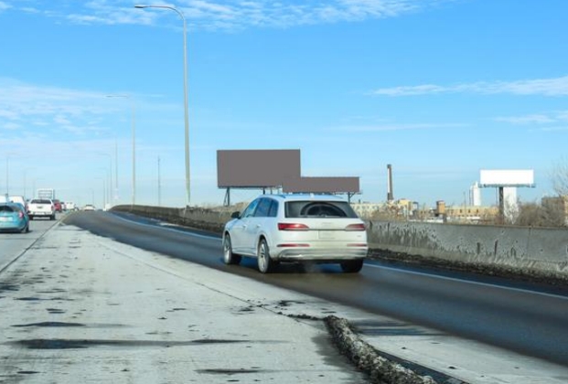 Location photo for W Bloomingdale Ave near Walsh Park Dog Friendly Area, Bucktown (Chicago)