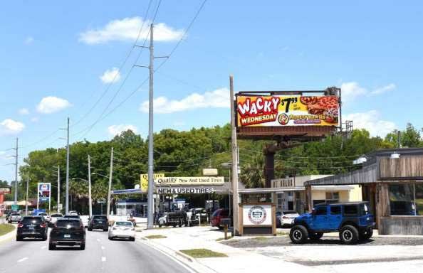 Location photo for N 14th St near LX10157 U.S 441 & Hess/North Shore (Leesburg)