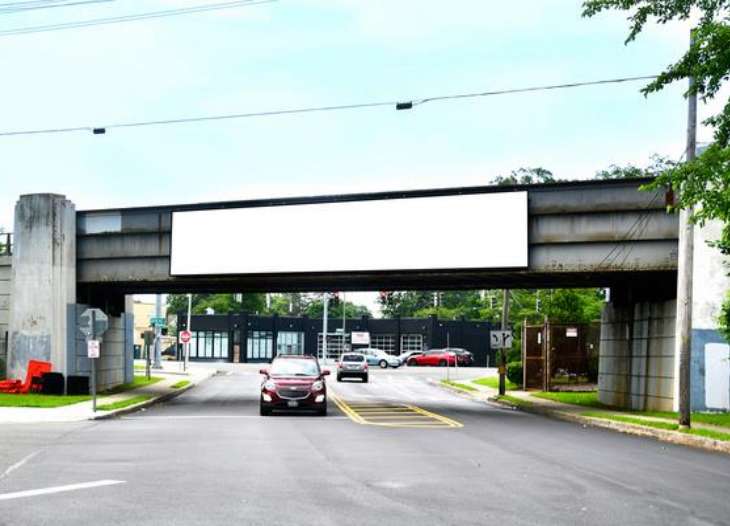 Location photo for Chestnut St near Baldwin Square (Baldwin)