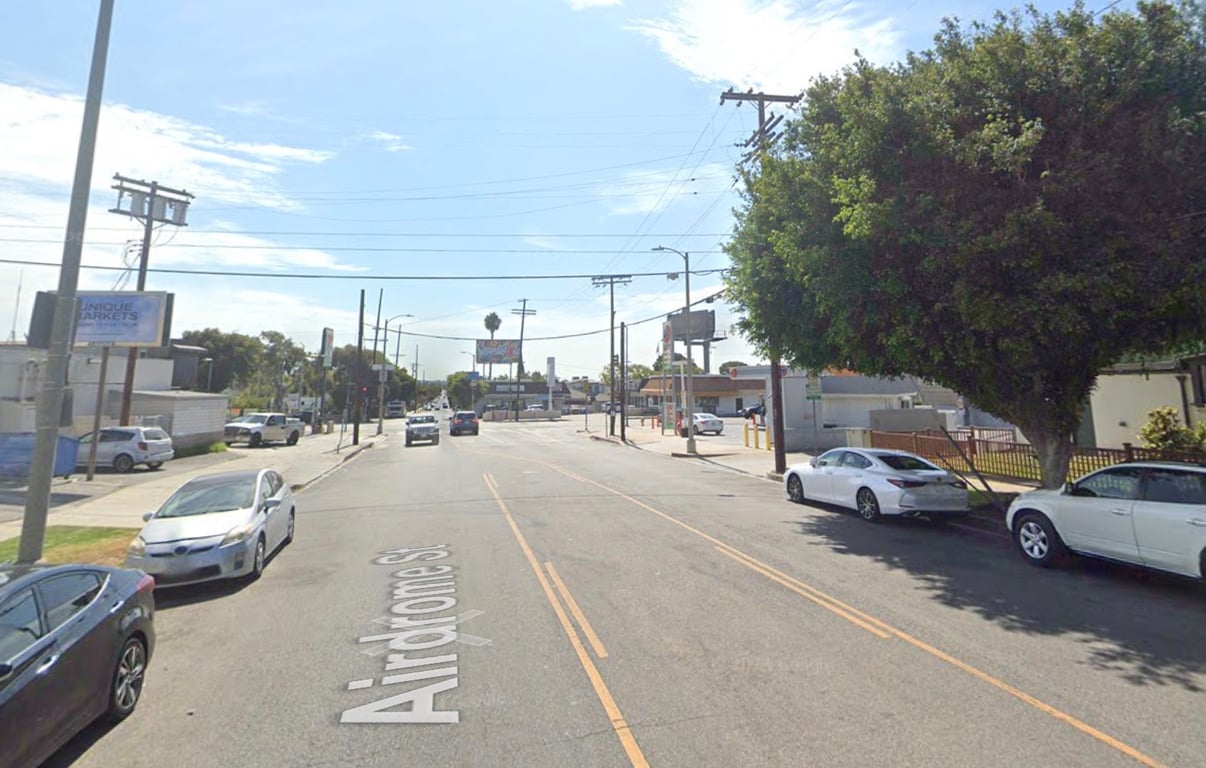 AIRDROME ST NL 122F W OF ROBERTSON BL WF Media