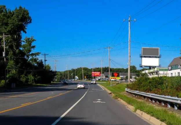 Location photo for Albe Dr near Old Baltimore PK @ Albe Dr (Newark)