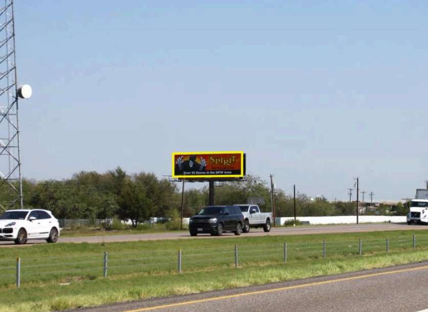 I-20 n/l .6 mi w/o FM 148 Media