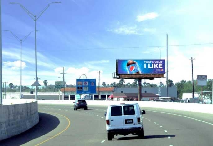 ES 454 N EXP 77 300' N/O LOS EBANOS Media