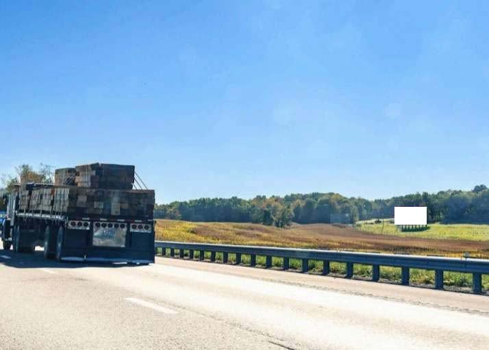 SS I 81, 4.2 miles SO Rt 11, Greenville milemarker 209.1 F/S Media