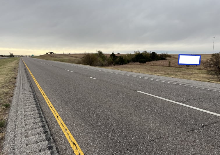 I-40 0.6 mi E/O CALUMET ROAD SS Media