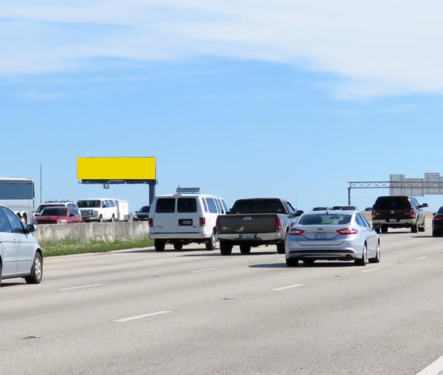 Location photo for SW 13th Ave near Edgewood Passive Park, Edgewood (Fort Lauderdale)