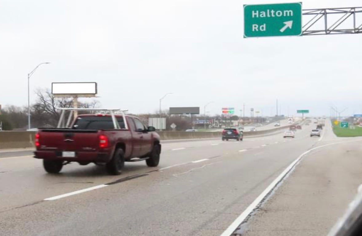 Location photo for Airport Fwy near Sandy Oaks Park (Haltom City)