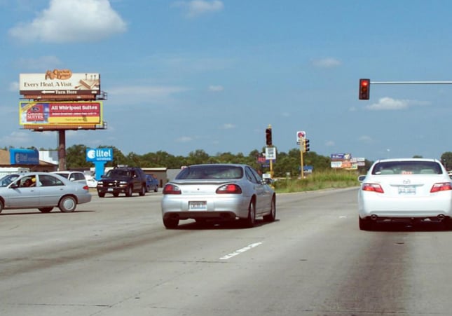 S/S HWY 13, 0.3 MI W/O I-57 Media