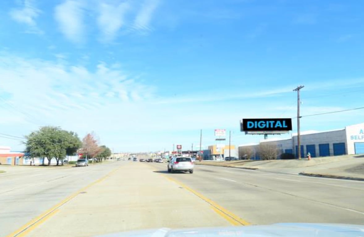 Location photo for Denton Hwy near LoneStar Antiques (Haltom City)