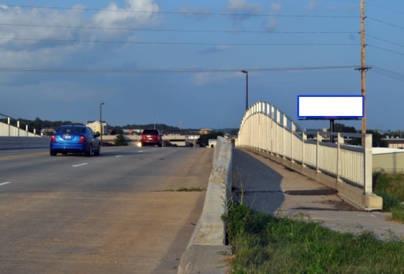 1005 33rd Ave South West, Cedar Rapids, IA Media