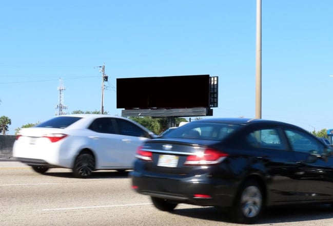 Location photo for SR 826 1056.00 ft W/O I-95 S/S F/E