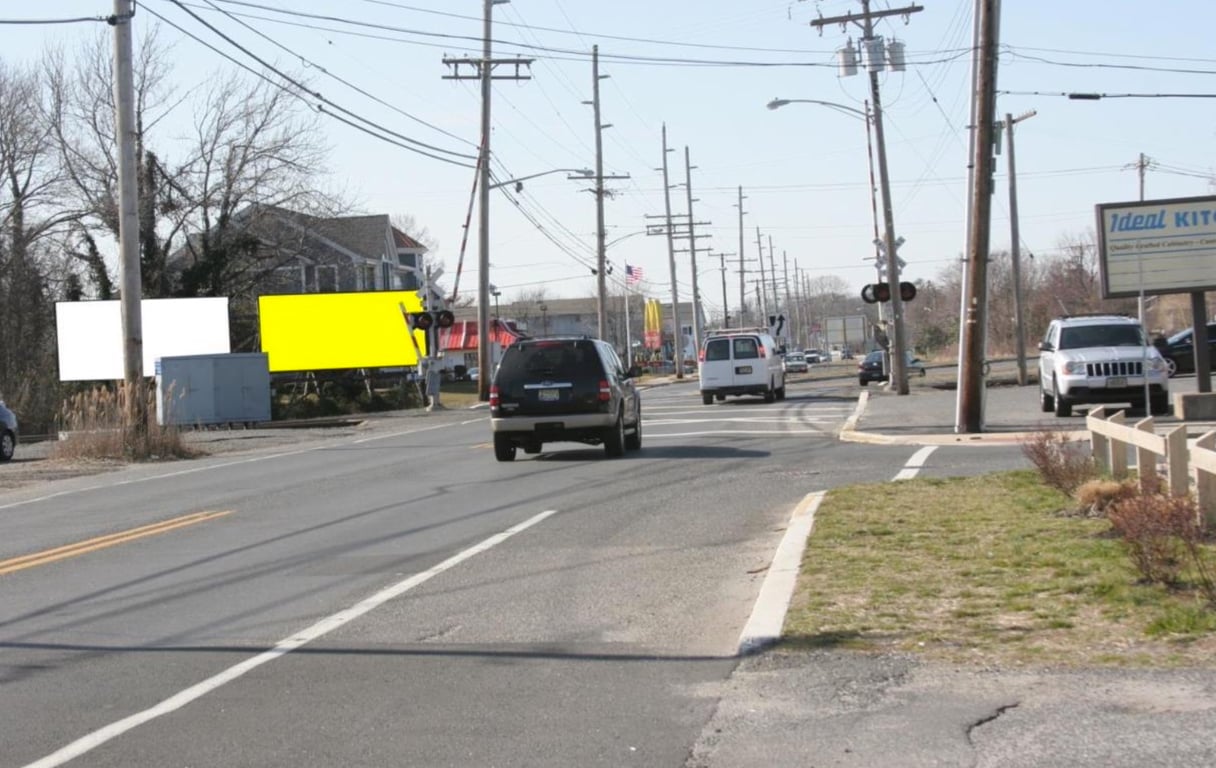 W/S Rt 35 .2mi S/O Rt 88 Pt. Pleasant Beach F/S Media