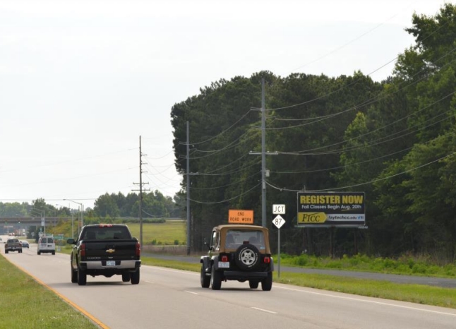 Location photo for S Eastern Blvd near RMANC PICNIC SHELTER, Douglas Byrd (Fayetteville)