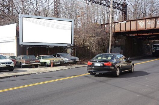 Location photo for Kings Hwy near Main St @ Weyman Ave (New Rochelle)