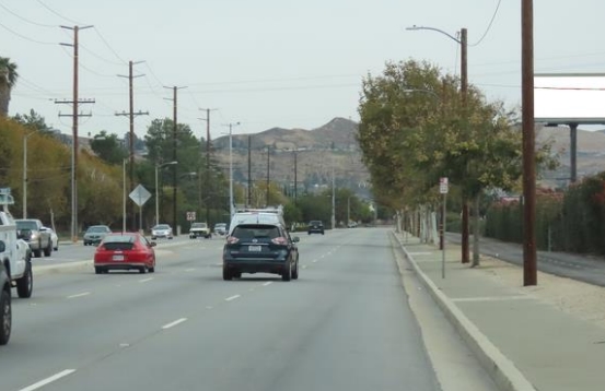 Location photo for Soledad Canyon Rd near Golden Oaks Plaza, Saugus (Santa Clarita)