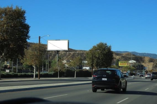 Location photo for Soledad Canyon Rd near Golden Oaks Plaza, Saugus (Santa Clarita)