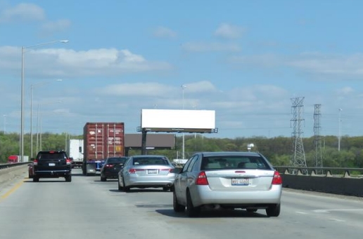 Location photo for Santa Fe Dr near Santa Fe Prairie Nature Preserve (Hodgkins)