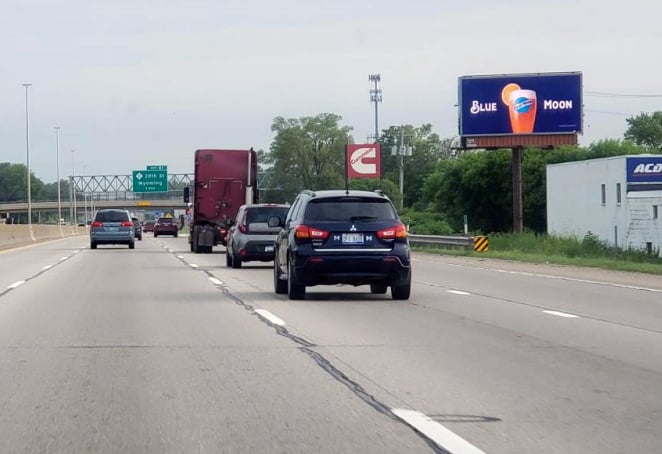 Location photo for Clay Ct SW near Clyde Park/Marcia (NB) (Grand Rapids)