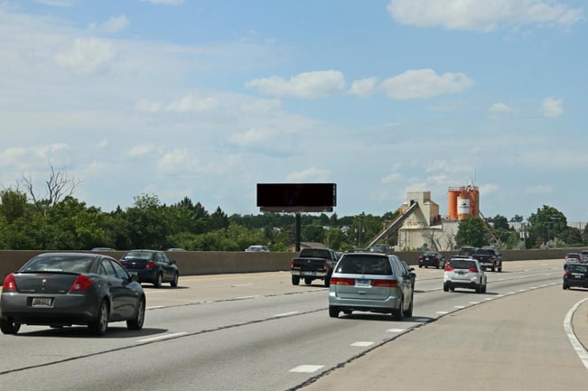 Location photo for Auburn Rd (Auburn Hills)