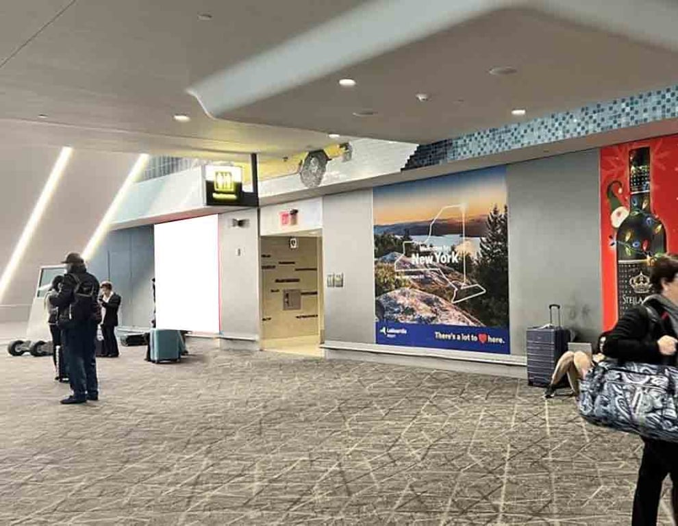 Static in LA GUARDIA AIRPORT, NY