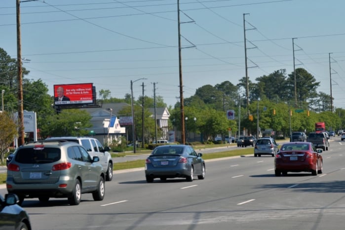 Location photo for College Rd near College Rd Park and Ride (Wilmington)