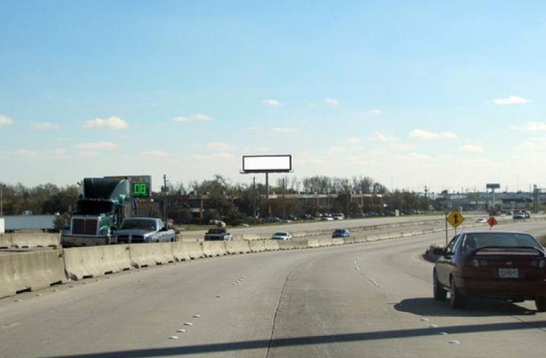 Location photo for N Loop E @ Banner Dr (Houston)