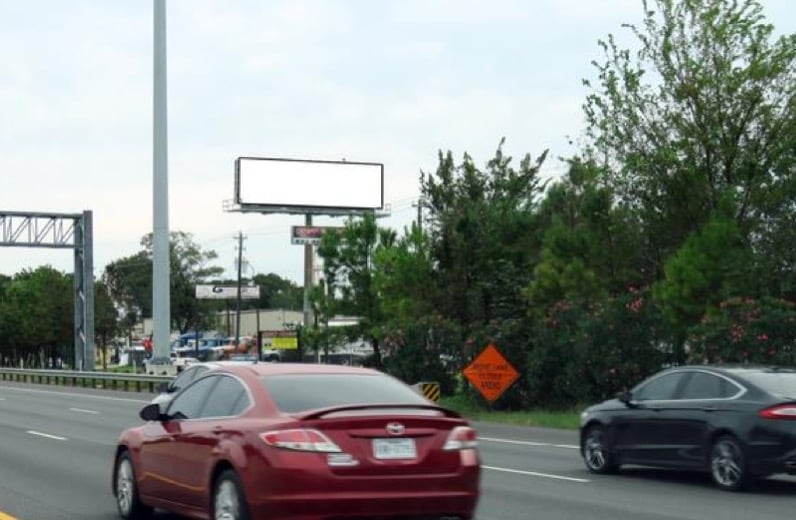 Location photo for E Freeway Service Rd near Avenue D At 16215, Old River Terrace (Channelview)