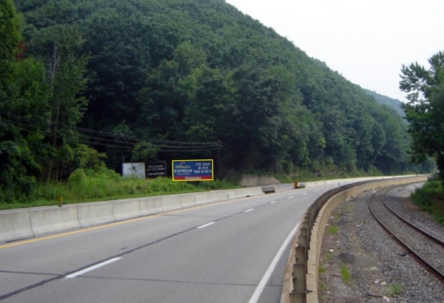 RT 8 & 62 1M S/O JCT W/PTROLM W/S (#2)FS - Right Panel